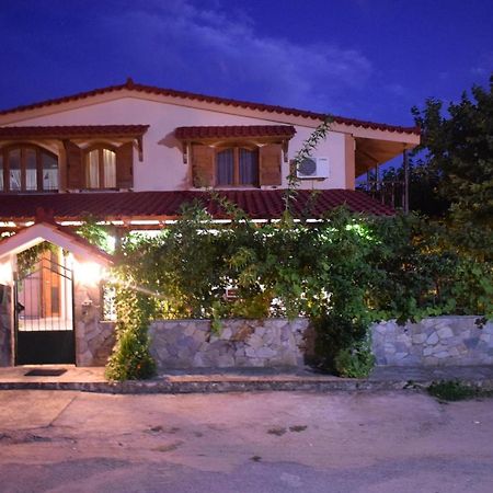 אוראי Family Villa Kalypso מראה חיצוני תמונה