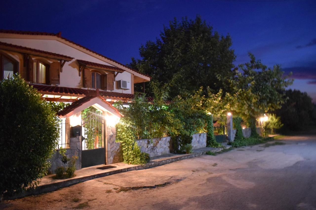 אוראי Family Villa Kalypso מראה חיצוני תמונה