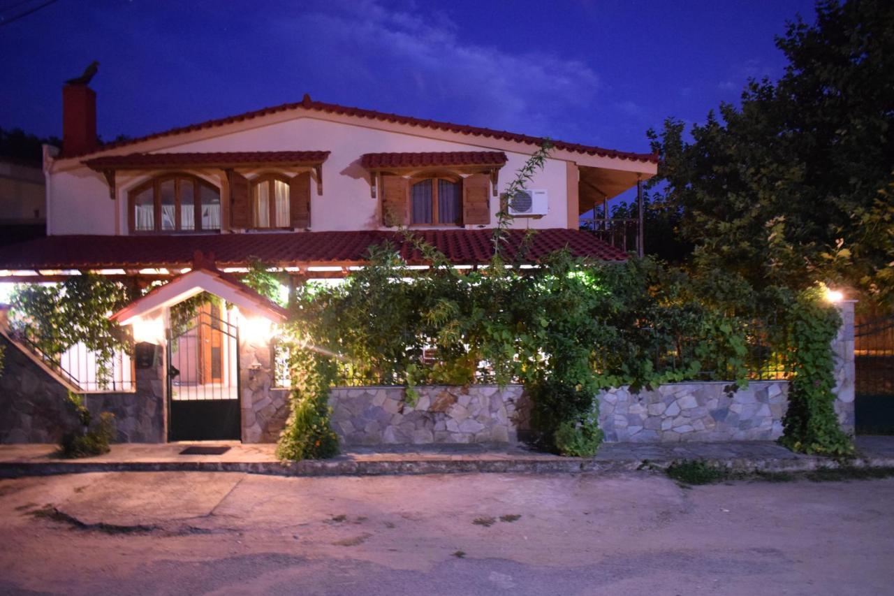 אוראי Family Villa Kalypso מראה חיצוני תמונה